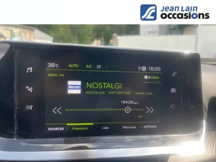 Photo 14 Peugeot 2008  PureTech 130 S&S EAT8