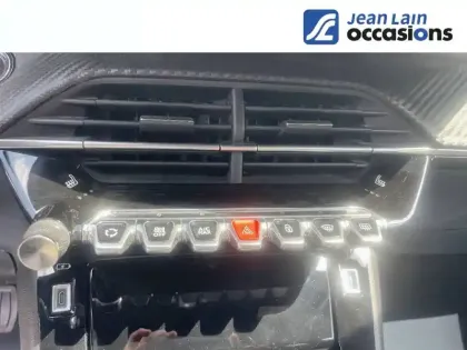 Photo 13 Peugeot 2008  PureTech 130 S&S EAT8
