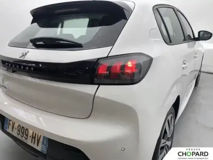 Photo 27 Peugeot 208  PureTech 100 S&S BVM6