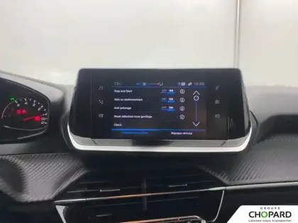 Photo 20 Peugeot 208  PureTech 100 S&S BVM6