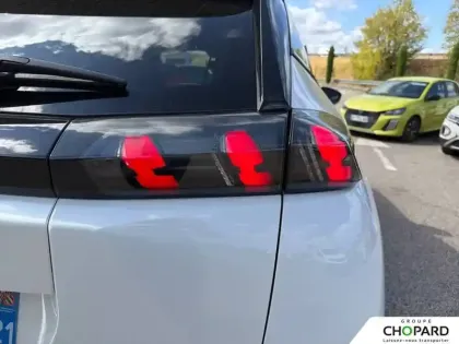 Photo 26 Peugeot 2008  PureTech 130 S&S EAT8