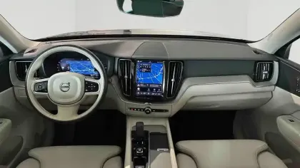 Photo 13 Volvo XC60  T6 AWD Hybride rechargeable 253 ch+145 ch Geartronic 8