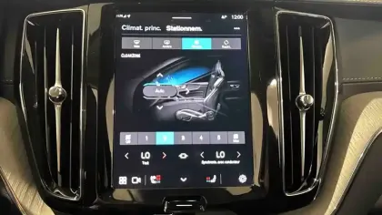 Photo 15 Volvo Xc60  T6 AWD Hybride rechargeable 253 ch+145 ch Geartronic 8