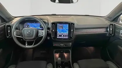 Photo 13 Volvo XC40  B3 163 ch DCT7
