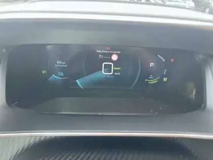 Photo 14 Peugeot 208  Electrique 50 kWh 136ch