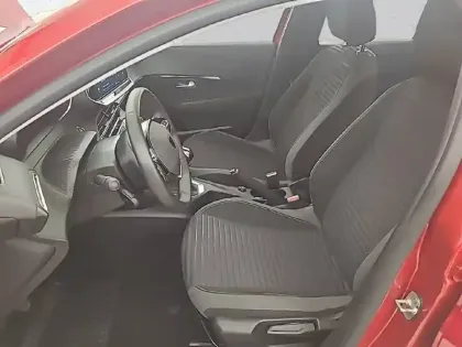 Photo 36 Peugeot 208  PureTech 100 S&S BVM6