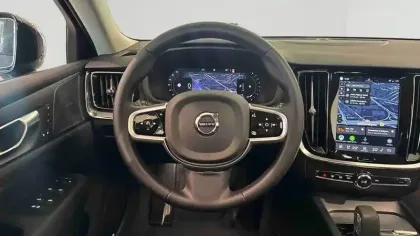 Photo 11 Volvo V60  Micro hybride essence B4 197 ch DCT7