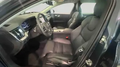 Photo 10 Volvo V60  Micro hybride essence B4 197 ch DCT7