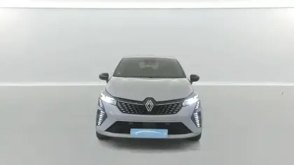 Photo 18 Renault Clio  E-Tech full hybrid 145