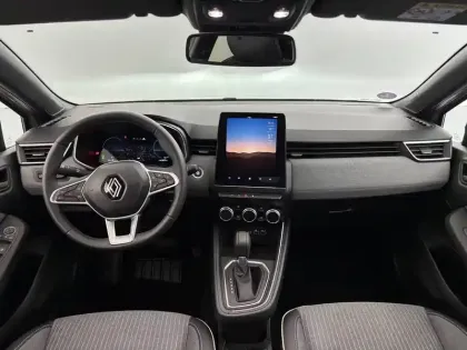 Photo 40 Renault Clio  E-Tech full hybrid 145