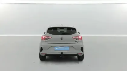 Photo 15 Renault Clio  E-Tech full hybrid 145