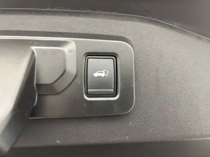 Photo 39 Renault Espace  E-Tech full hybrid 200 GSR2