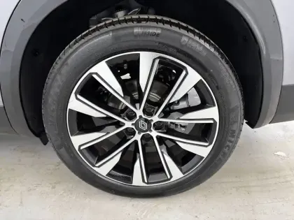 Photo 28 Renault Espace  E-Tech full hybrid 200 GSR2