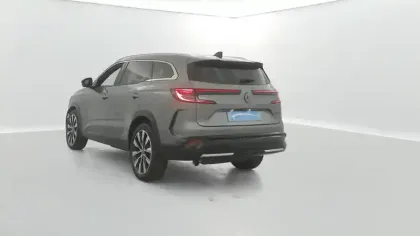 Photo 11 Renault Espace  E-Tech full hybrid 200 GSR2