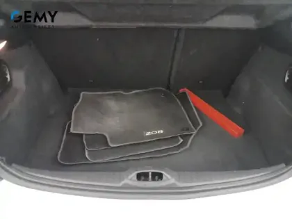 Photo 26 Peugeot 208  PureTech 82ch S&S BVM5