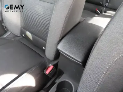 Photo 27 Renault Captur  TCe 140 EDC - 21