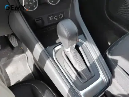 Photo 24 Renault Captur  TCe 140 EDC - 21