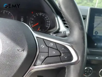 Photo 17 Renault Captur  TCe 140 EDC - 21
