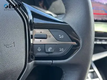 Photo 20 Peugeot 308  PHEV 180 e-EAT8