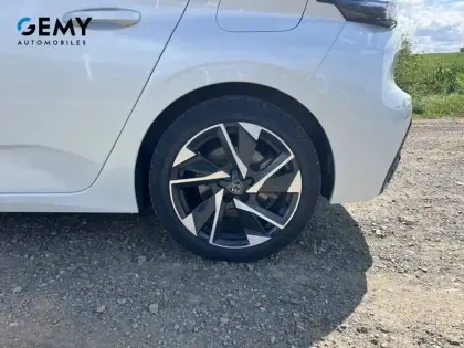 Photo 10 Peugeot 308  PHEV 180 e-EAT8