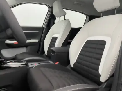 Photo 13 Citroën C3 Aircross  Hybride 145 ch Aut