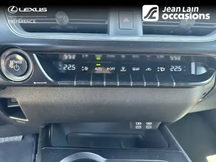 Photo 33 Lexus UX  250h 2WD