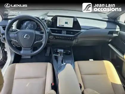 Photo 37 Lexus UX  250h 2WD
