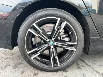 Photo 18 BMW Serie 3 330e xDrive 292 ch BVA8