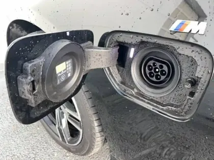 Photo 17 BMW Serie 3 330e xDrive 292 ch BVA8