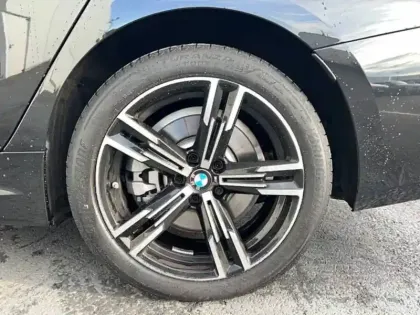 Photo 12 BMW Serie 3 330e xDrive 292 ch BVA8