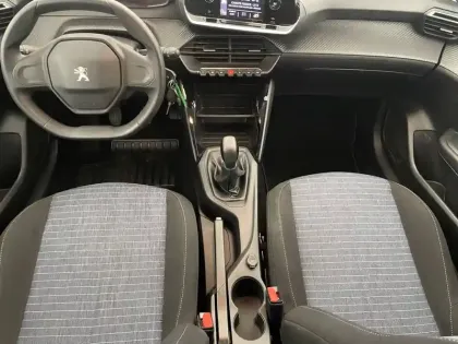 Photo 25 Peugeot 208  PureTech 75 S&S BVM5