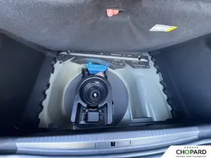 Photo 8 Peugeot 208  Hybrid 110 ch e-DCS6