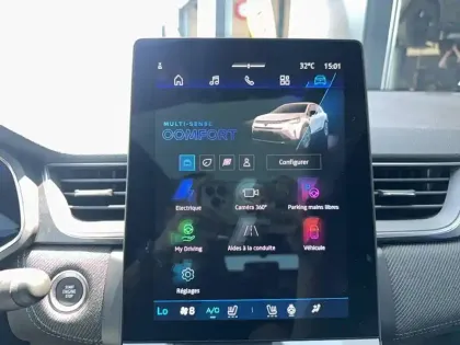 Photo 35 Renault Symbioz  E-Tech full hybrid 145