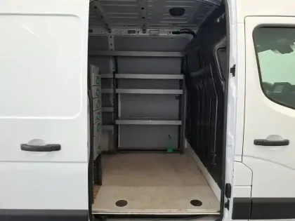 Photo 15 Renault Master  FGN TRAC F3300 L1H2 DCI 135