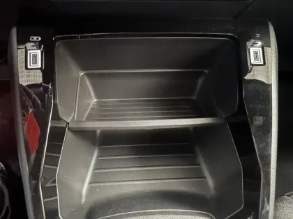 Photo 30 Peugeot 2008  PureTech 100 S&S BVM6