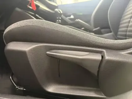 Photo 35 Peugeot 2008  PureTech 100 S&S BVM6