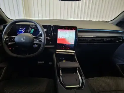 Photo 10 Renault Austral  E-Tech full hybrid 200 GSR2