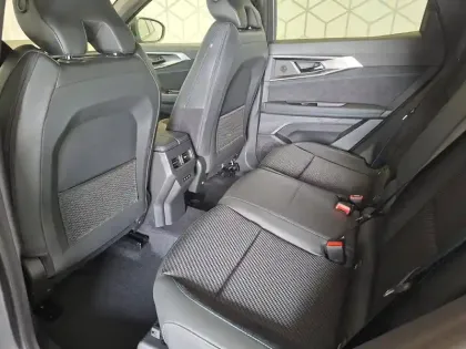 Photo 36 Renault Austral  E-Tech full hybrid 200 GSR2