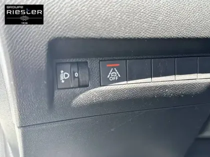 Photo 19 Peugeot 208  Electrique 50 kWh 136ch