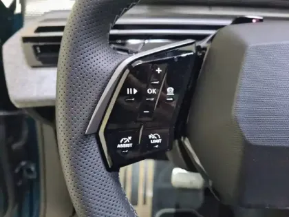 Photo 22 Peugeot 3008  Hybrid 145 e-DCS6
