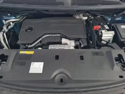 Photo 14 Peugeot 3008  Hybrid 145 e-DCS6