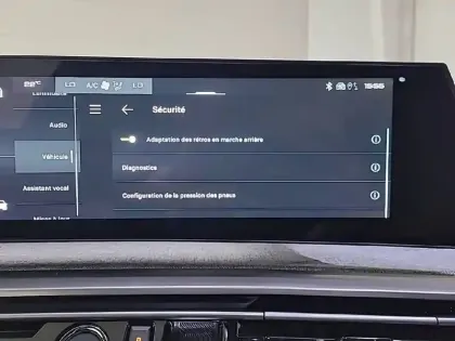 Photo 27 Peugeot 3008  Hybrid 145 e-DCS6