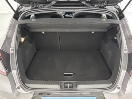 Photo 34 Renault Captur  E-Tech full hybrid 145 ch