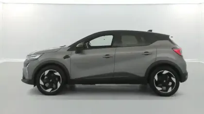 Photo 18 Renault Captur  E-Tech full hybrid 145 ch