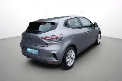 Photo 5 Renault Clio  E-Tech full hybrid 145 ch GSR2