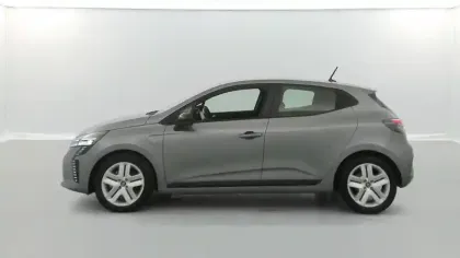 Photo 10 Renault Clio  E-Tech full hybrid 145 ch GSR2