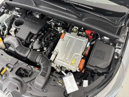Photo 35 Renault Clio  E-Tech full hybrid 145 ch GSR2