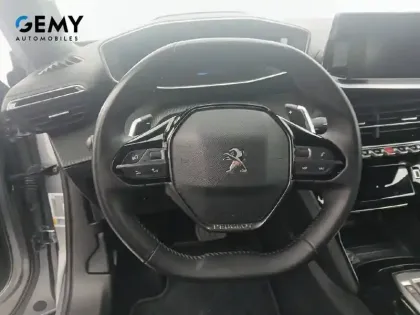 Photo 33 Peugeot 2008  PureTech 130 S&S EAT8