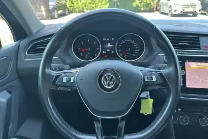 Photo 17 Volkswagen Tiguan  2.0 TDI 115 BMT
