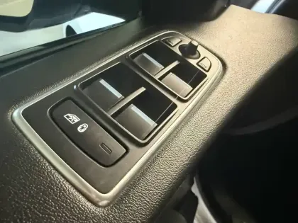 Photo 36 Jaguar F-Pace  2.0 D - 240 ch AWD BVA8